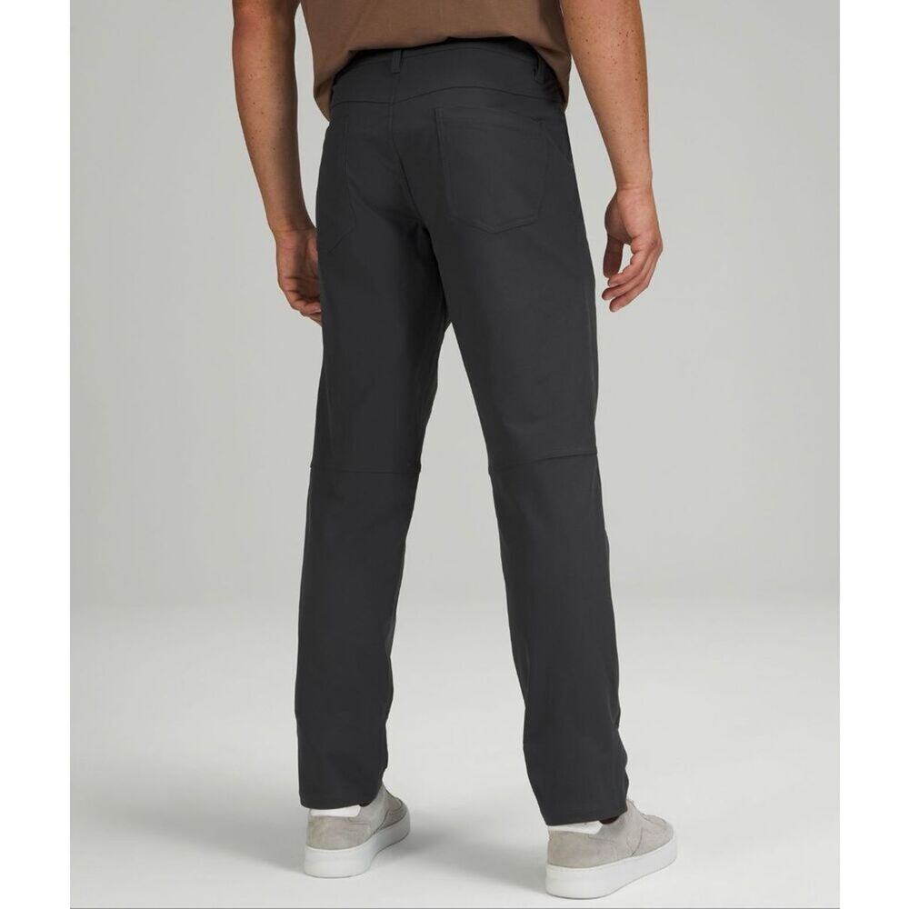Lululemon Men’s ABC 5 Pocket Pants 32 x 32 M5583S